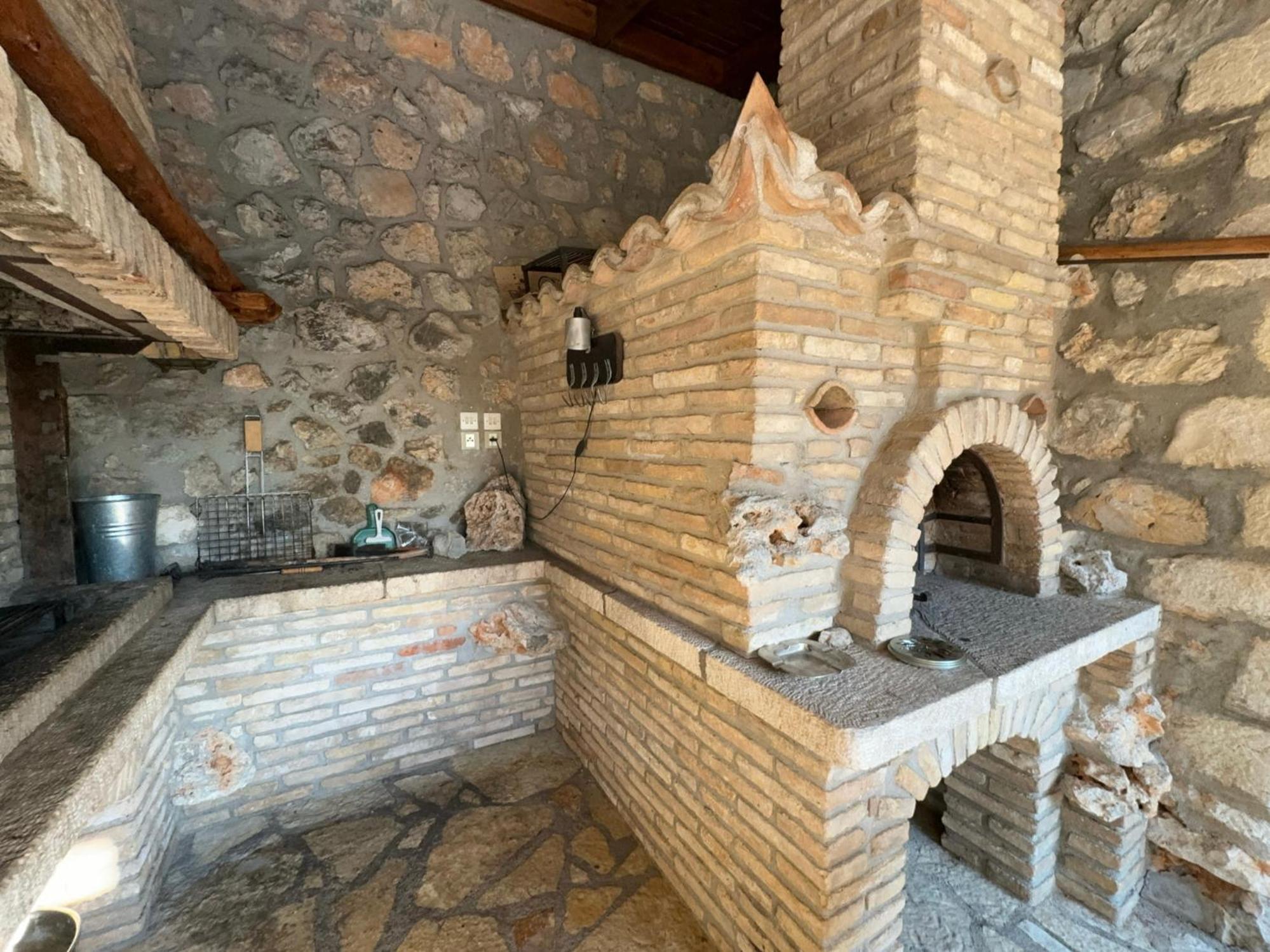 Terra Petra Villa At Psari Trikolonon Gortynia Psárion Eksteriør bilde
